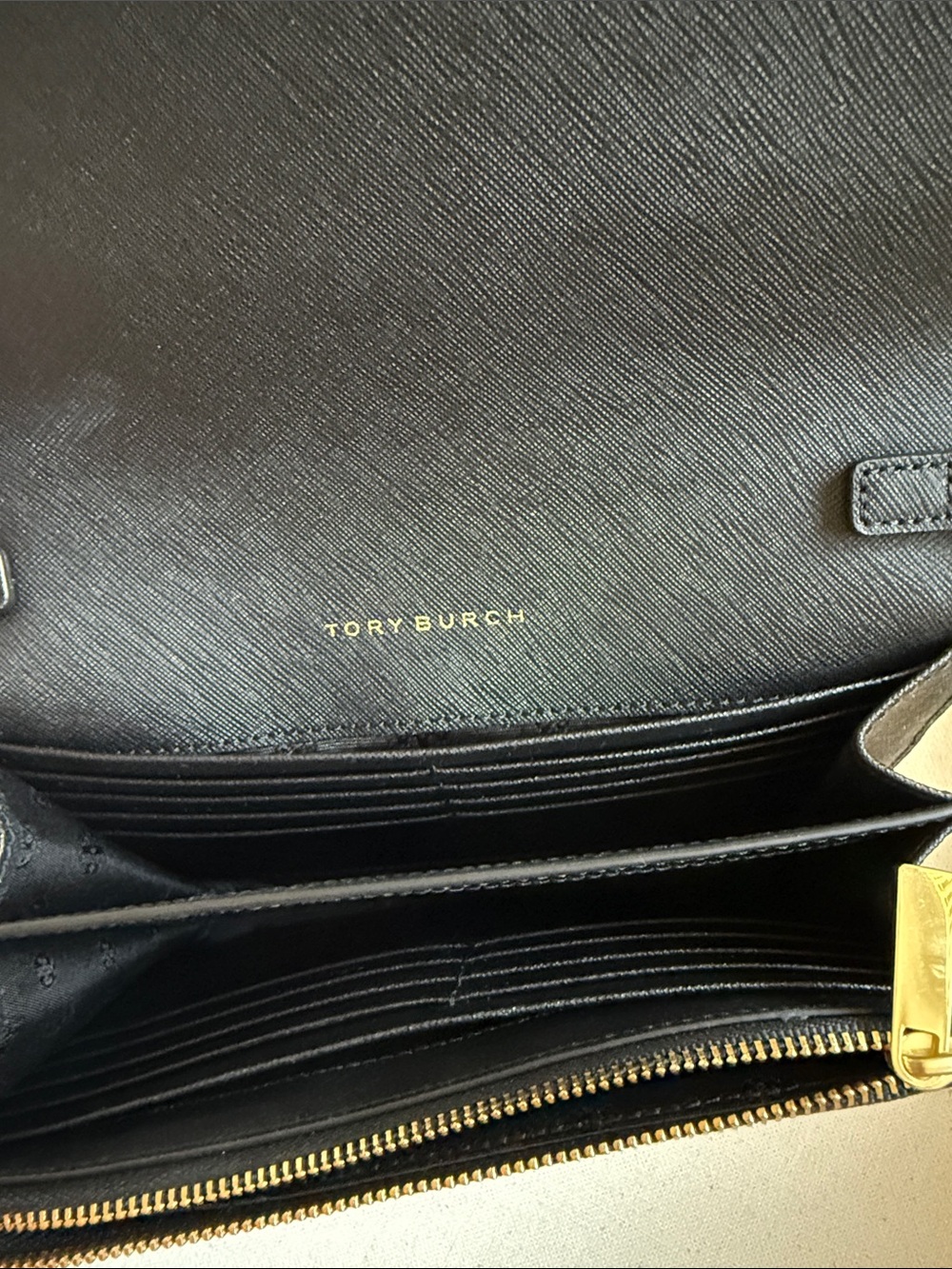 Tory Burch Black Leather Crossbody with Gold Chain - Picture 4 of 4